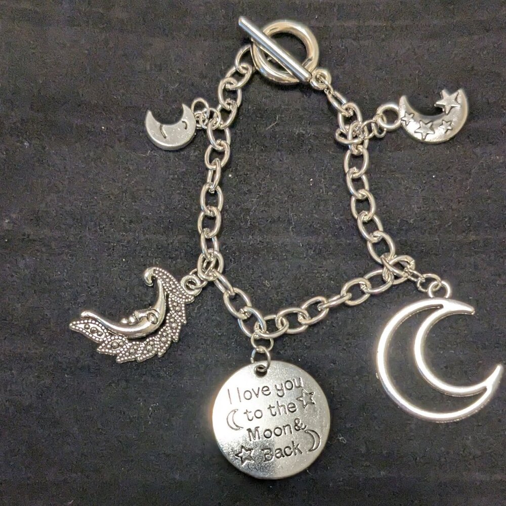 Bracelets - Picture 4 of 5